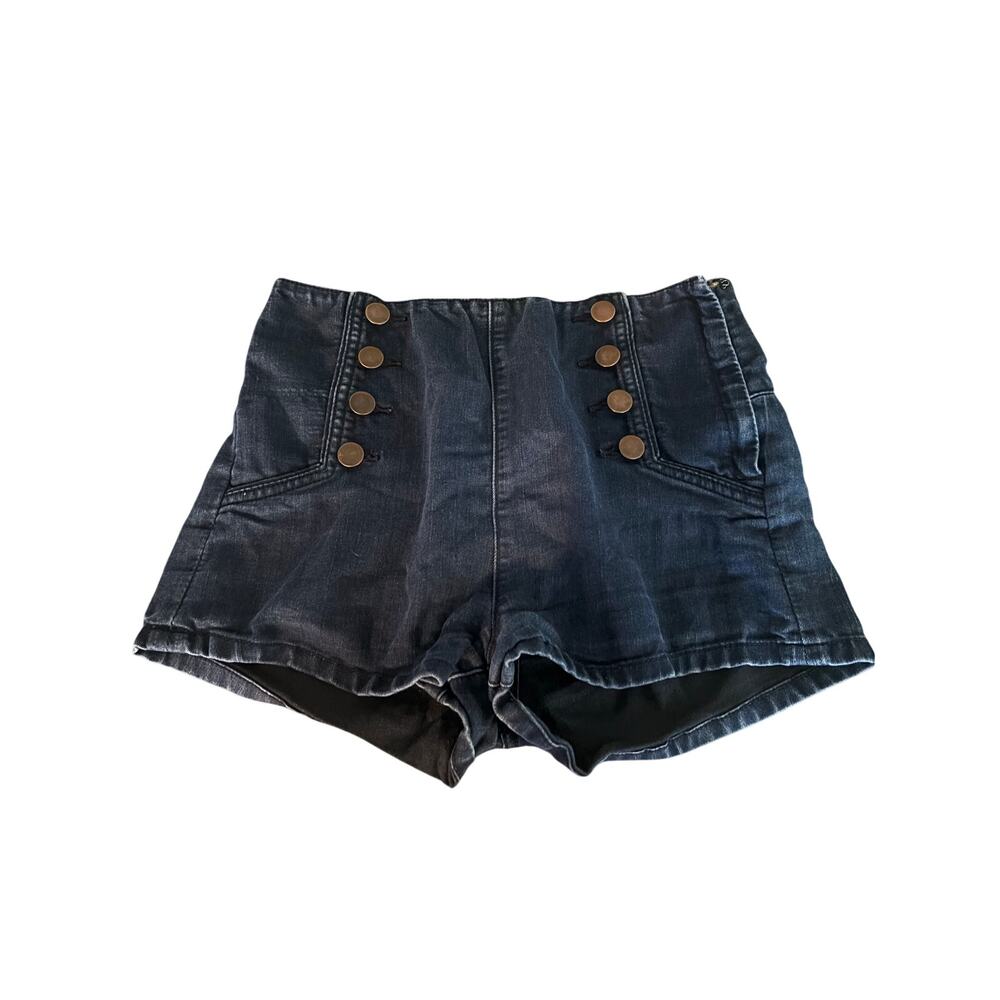 Forever 21 Premium Denim Flat Front Shorts Size 26